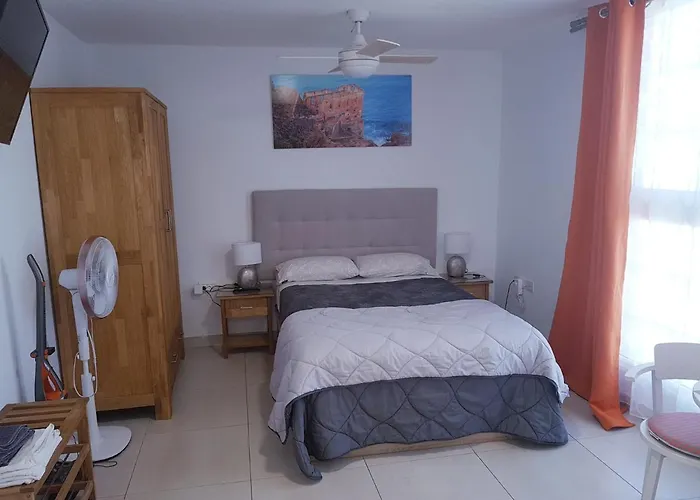 Estudio Nuevo Con Bano, Cocina Y Gran Terraza
