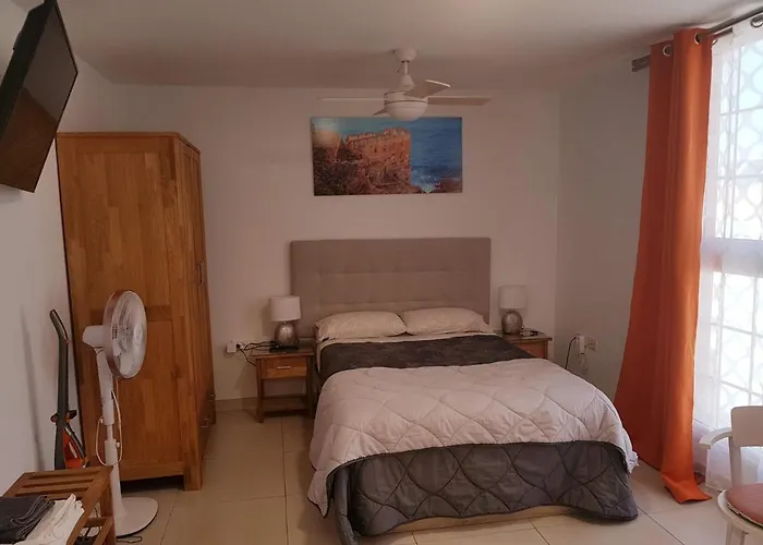 Estudio Nuevo Con Bano, Cocina Y Gran Terraza